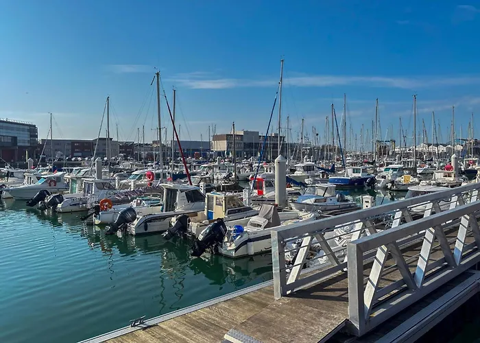 Maison 3 Avec Terrasse Parking Proche De Boulogne-sur-mer Сен-Мартен-Булонь